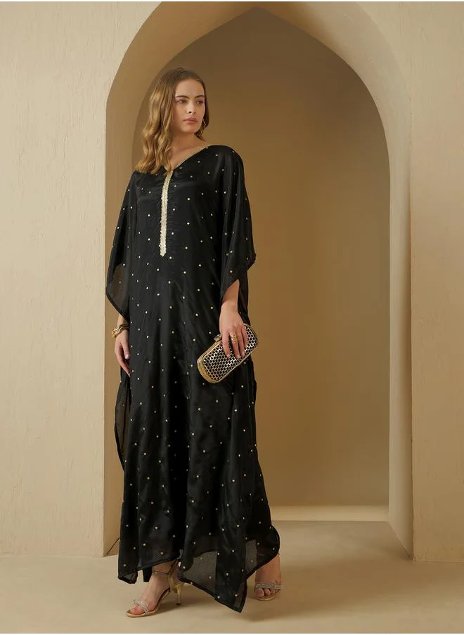 ستايلي Embellished V-Neck Lace Detail Kaftan