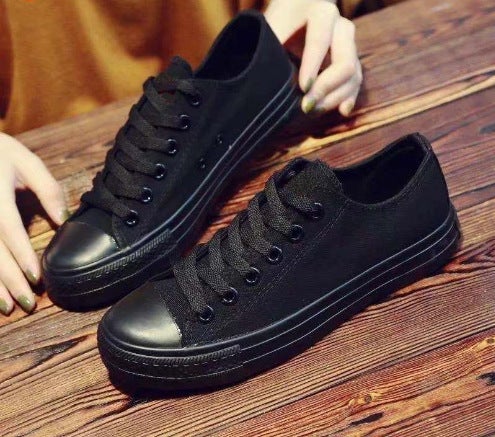 Fubu Classic Low-Top Canvas Sneakers Women A01 All Black 