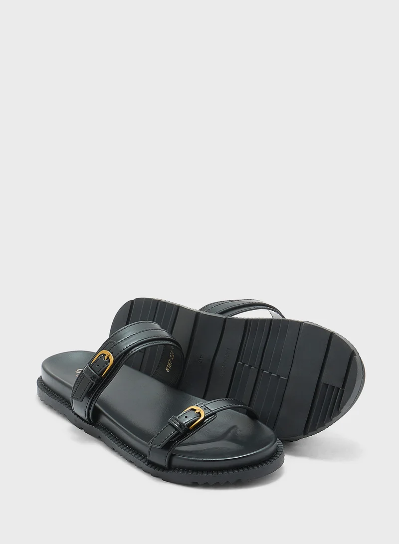 جينجر Woven Double Strap Buckle Sandal