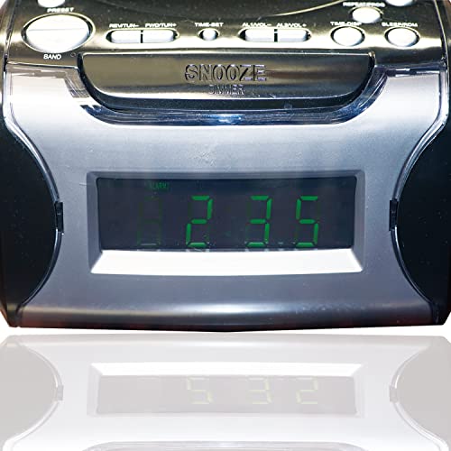 Naxa Digital Alarm Clock Radio with CD Player and USB Charge Port - Image 3