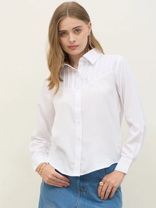Styli Regular Fit Spread Collar Shirt With Pintuck Detail
