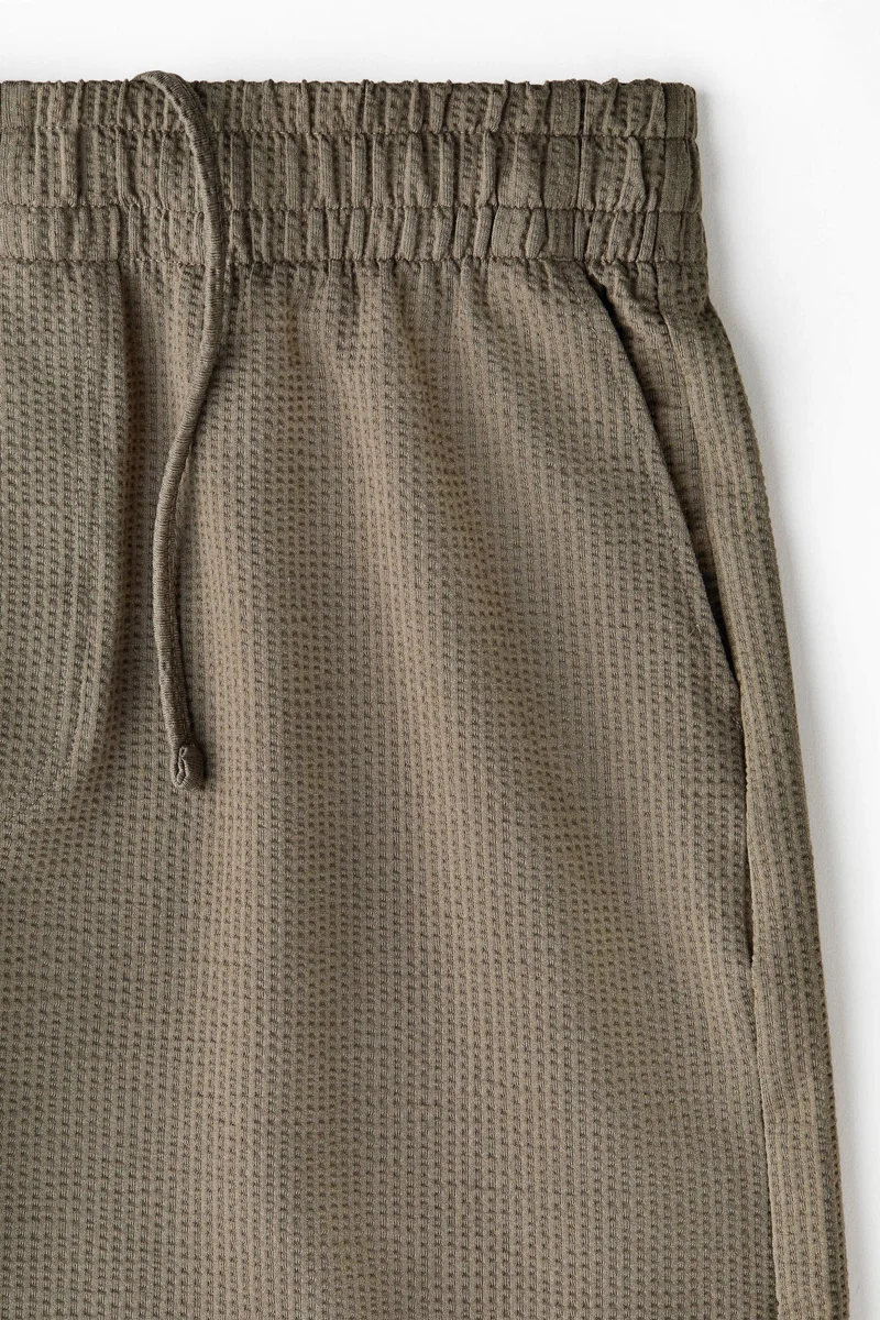 H&M  Relaxed Fit Waffled shorts for Men | Best Price UAE
