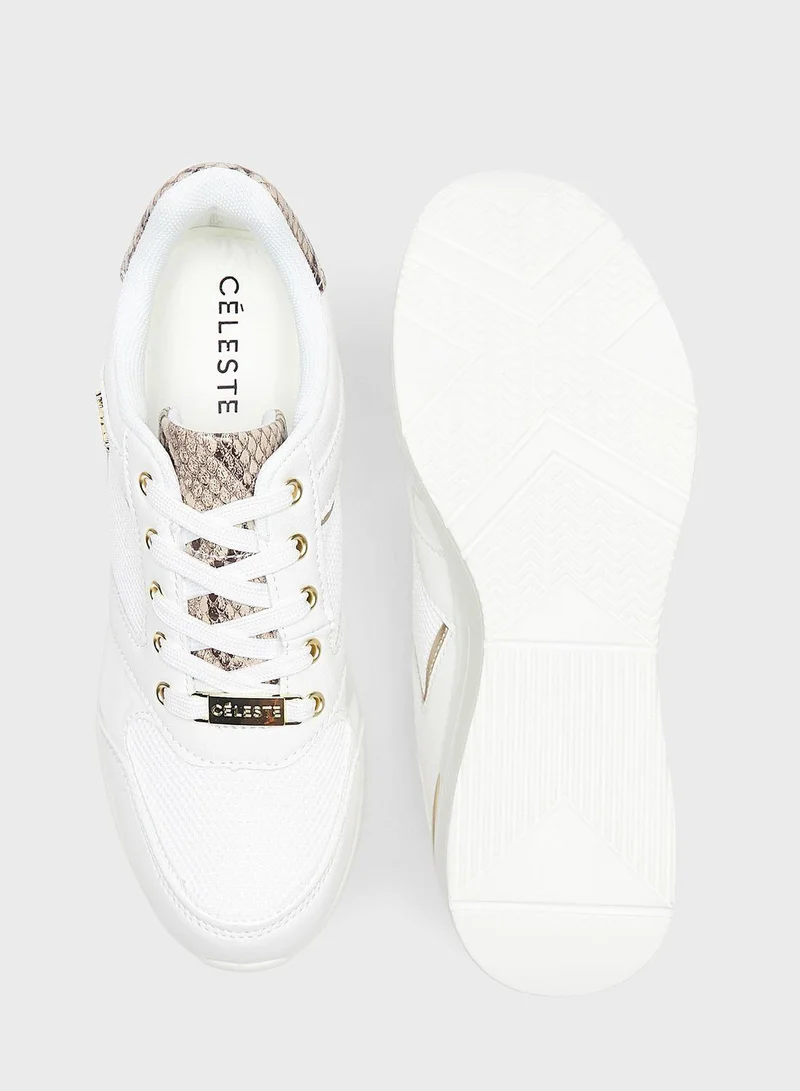 سيليست Lace Up Low Top Sneakers