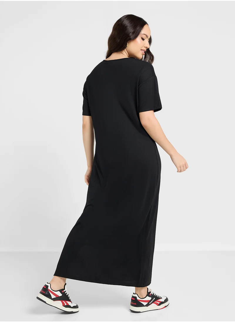 جينجر بيسيكس Midi T-Shirt Dress With Slit