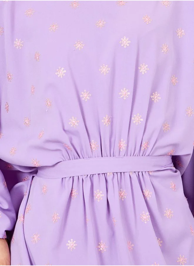 ستايلي Embroidered Batwing Sleeves Self Tie Up Kaftan