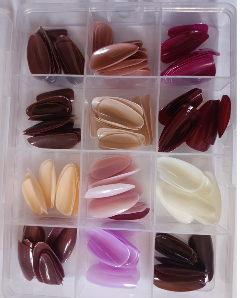 أظافر صناعية لامعه، ١٤٤ قطعة، ١٢ لون مختلف، متعددة الألوان. - Image 2