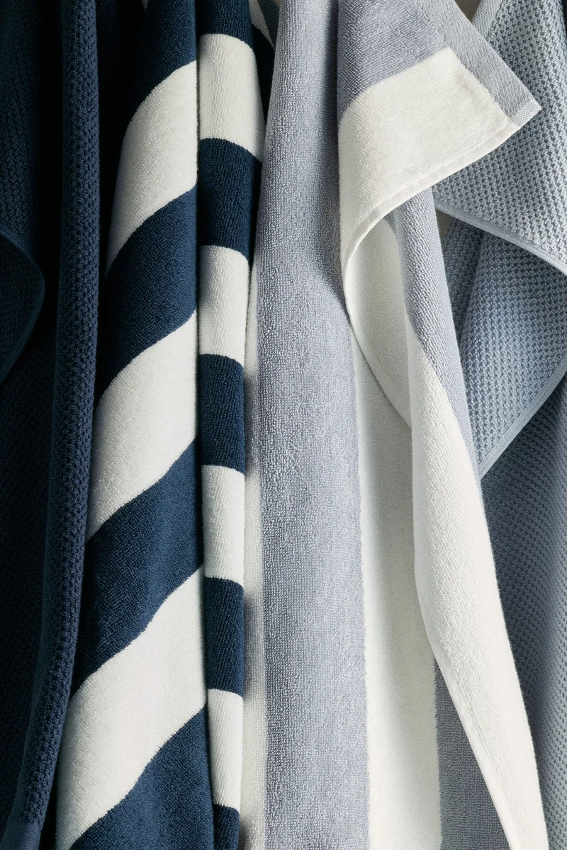 H&M Striped hand towel