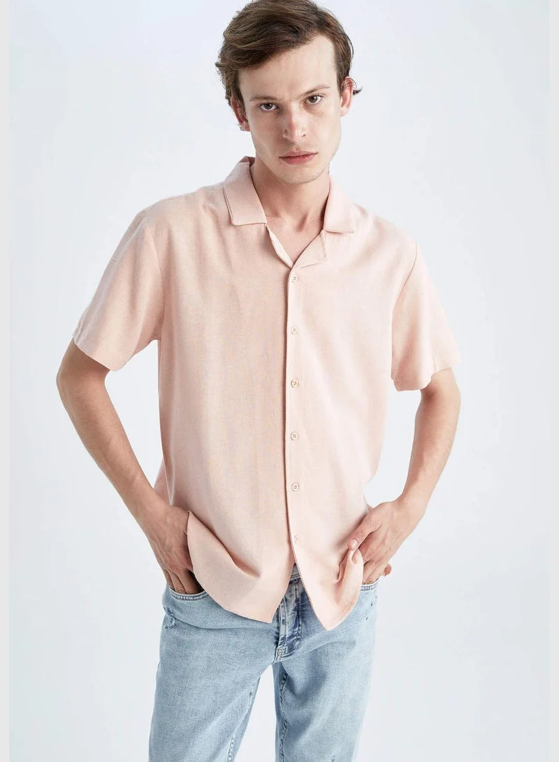 ديفاكتو Man Regular Fit Apache Neck Woven Top Short Sleeve Shirt