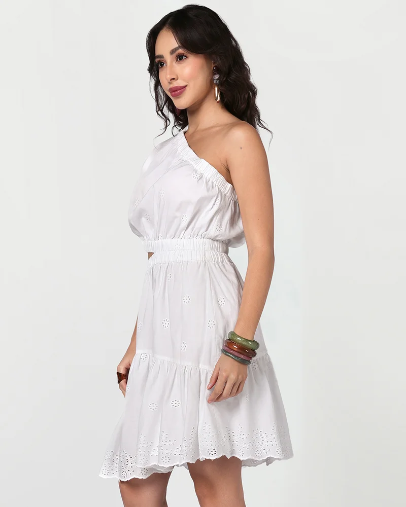 بيواكوف Women's White Embroidered Flared Dress