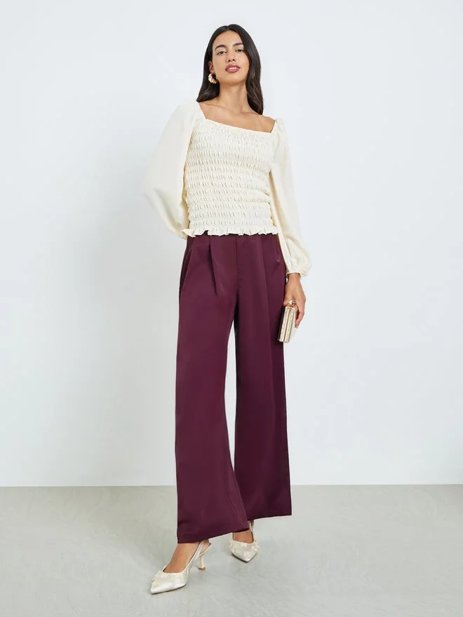 Styli Styli Off-White Smocked Detail Balloon Sleeve Blouse