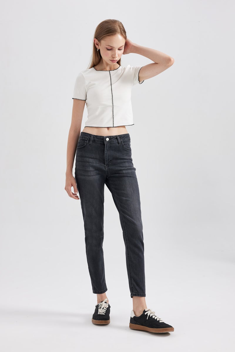 DeFacto Woman Rebeca Skinny Fit Normal Waist Narrow Leg Long Length Jeans - Image 3