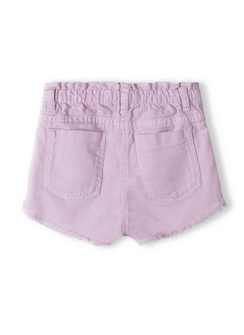 مينوتي شورت جينز بناتي بحافة مهترئة وخصر مطاطي مريح - Image 3