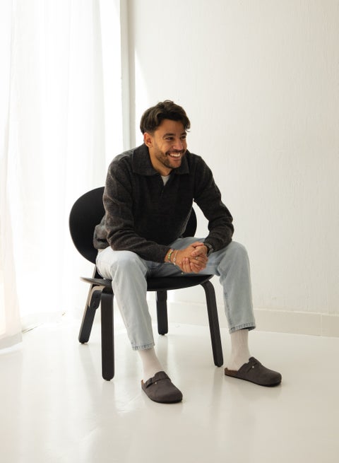 Grey sweater