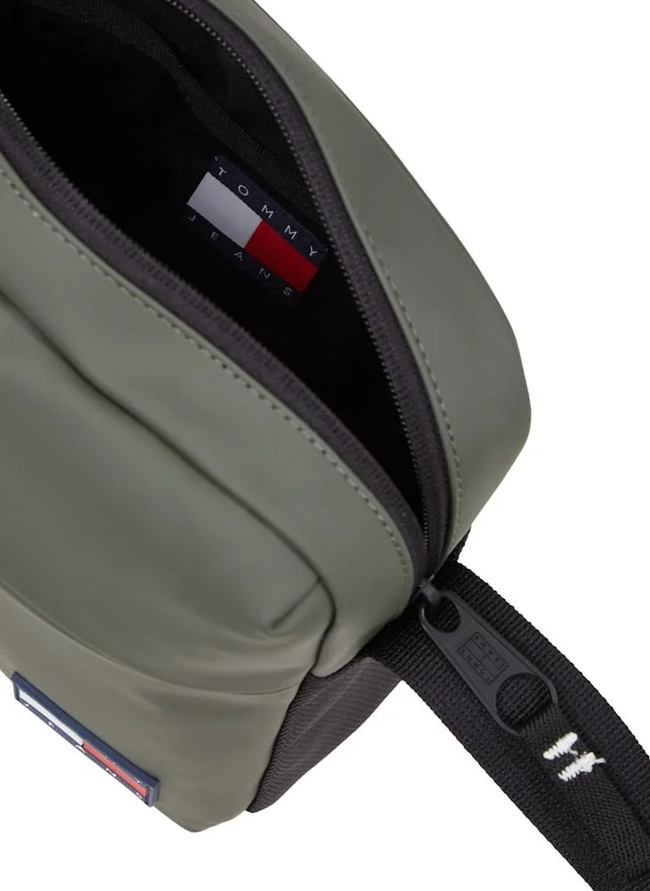 تومي جينز Logo Detailed Messenger Bag