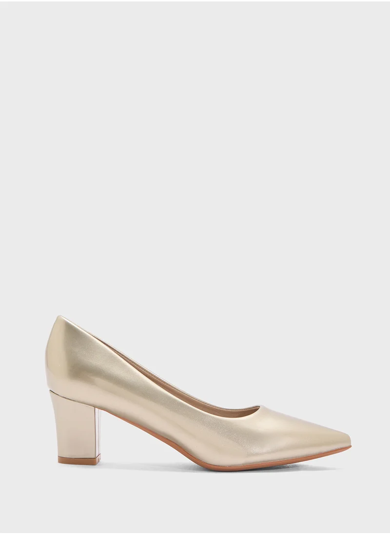 إس دي. فيلانو Mid Block Heel Pointed Pump
