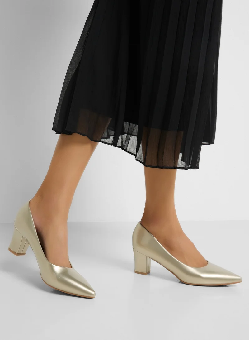 SD.Felano Mid Block Heel Pointed Pump