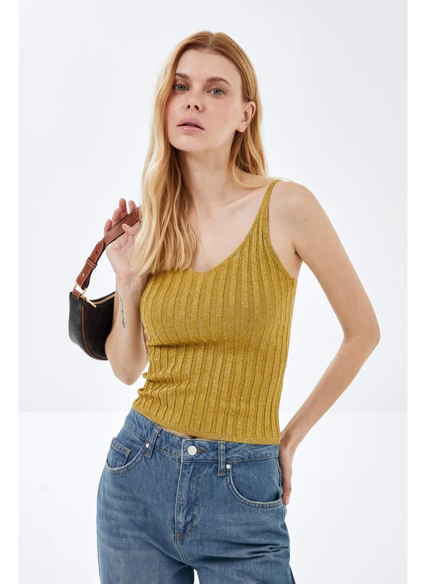 Pieces Of Melon Mustard Strap Lurex Knit Undershirt