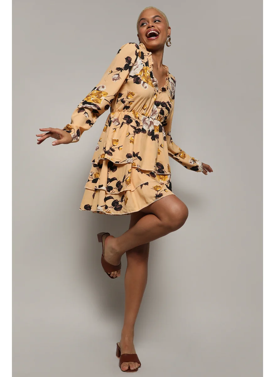 كامبوس سوترا Women's Pale Yellow Roses Mini Dress
