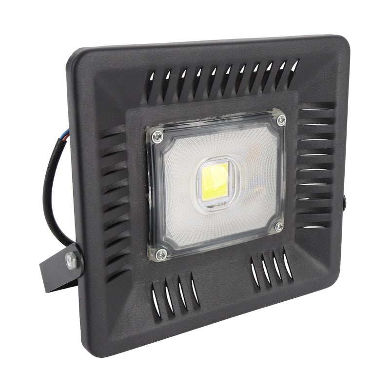 مصباح ساطع LED خارجي 50 واط مع تصنيف IP67 ومقاوم للمطر، سطوع 5000 لومن، ضوء أبيض شديد السطوع، مخصص لأمن المواقع الخارجية للجراج والفناء - Image 3