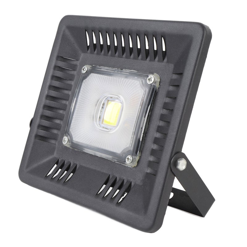 مصباح ساطع LED خارجي 50 واط مع تصنيف IP67 ومقاوم للمطر، سطوع 5000 لومن، ضوء أبيض شديد السطوع، مخصص لأمن المواقع الخارجية للجراج والفناء - Image 5