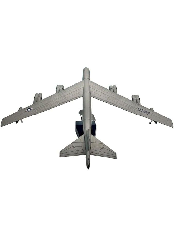 general 1/200 Scale B-52 Stratofor Long Range Subsonic Jet Powered Strategic Bomber Metal Military Alloy Aircraft Model Gift Ornament Collection - Image 3