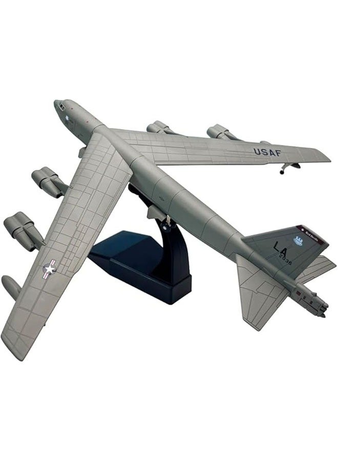 general 1/200 Scale B-52 Stratofor Long Range Subsonic Jet Powered Strategic Bomber Metal Military Alloy Aircraft Model Gift Ornament Collection - Image 4