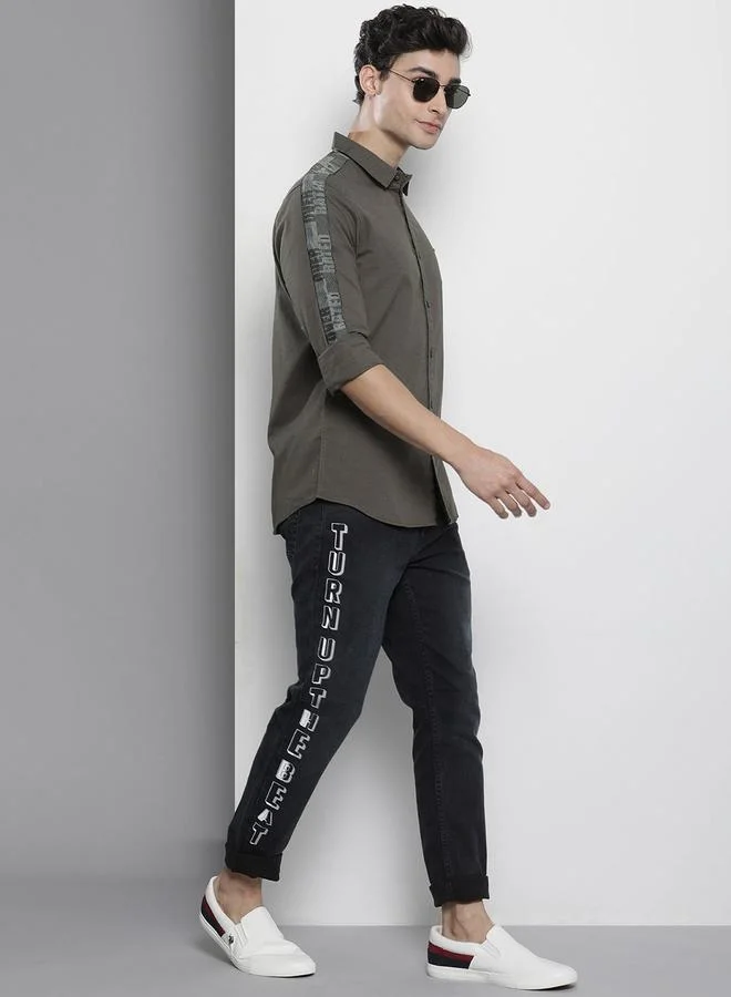 The Indian Garage Co Men Grey Slim Fit Solid Shirt