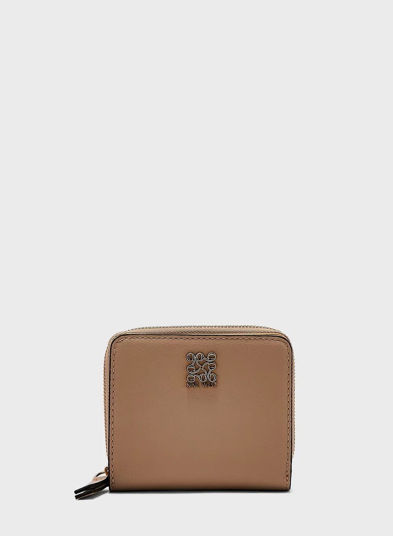 NINE WEST Grid 9 Slg Small Zip Around Purse