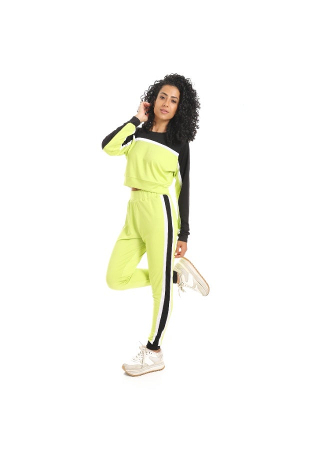 Caesar Women's two-piece sports tracksuit, T-shirt and pants  - Image 3
