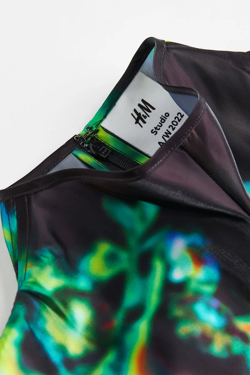 اتش اند ام فستا بيبي دول بأكمام مستديرة