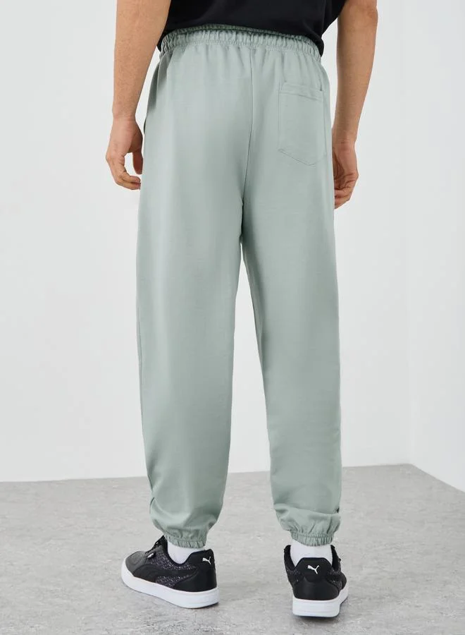 Styli Styli Textured Slogan Print Oversized Joggers