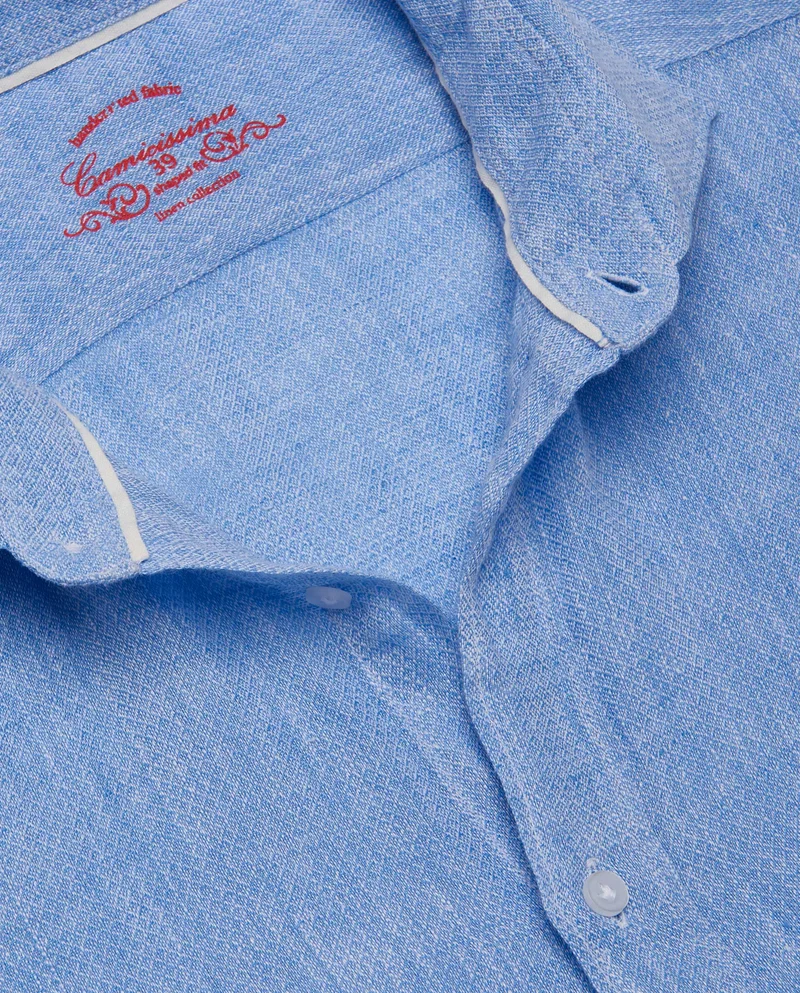 كاميتشسما قميص عصري من الكتان أزرق فاتح بقصّة تأخذ شكل الجسم