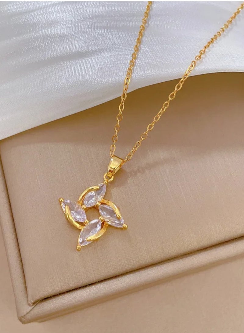 إيكوال سلسال نسائي أنيق من الاستانلس ستيل مطلي باللون الذهبي - Image 1