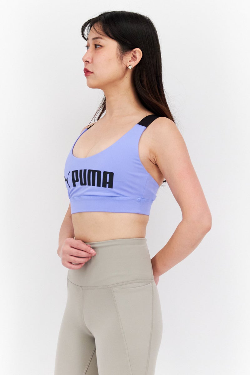 PUMA حمالة صدر رياضية للنساء مع حشوة خفيفة بشعار العلامة التجارية، بنفسجي - Image 2