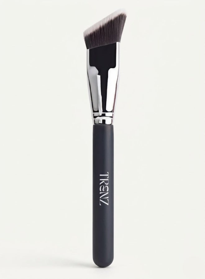 TRENZ Practical flat, angled, and graduated foundation brush - T02 - Image 1