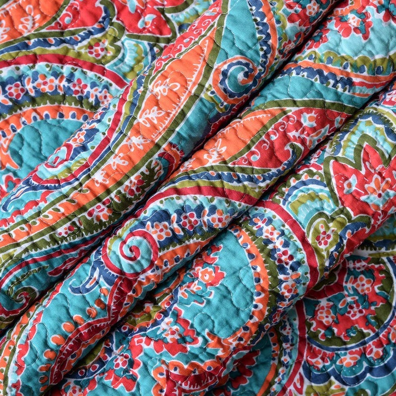 NEWLAKE Quilted Throw Blanket for Bed Couch Sofa, European Gorgeous Floral, 60X78 Inch - Image 4