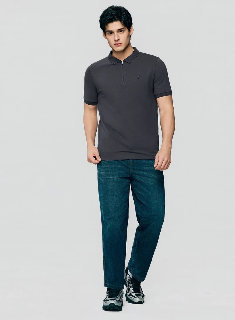 GIORDANO Men's Slim Fit Small Lion Zipper Polo