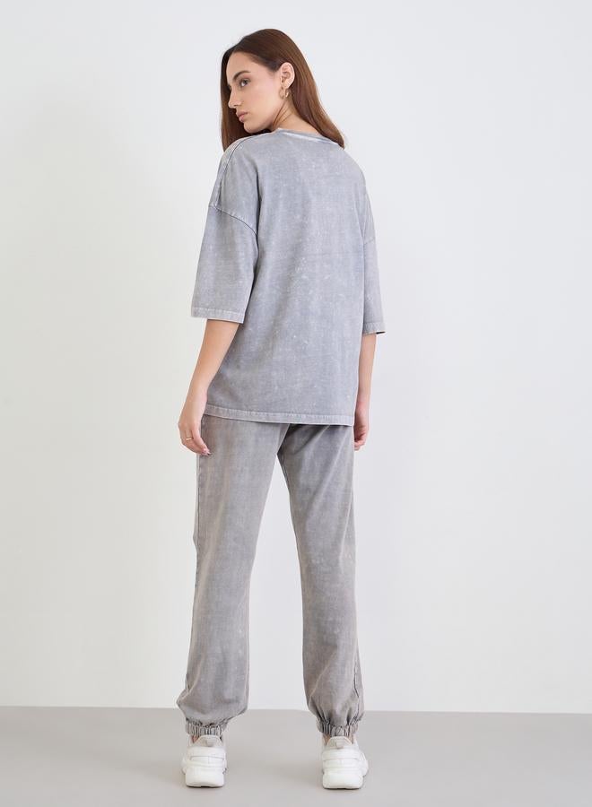 Styli Grey Acid Washed Printed T-Shirt and Joggers Co-Ords - Image 5