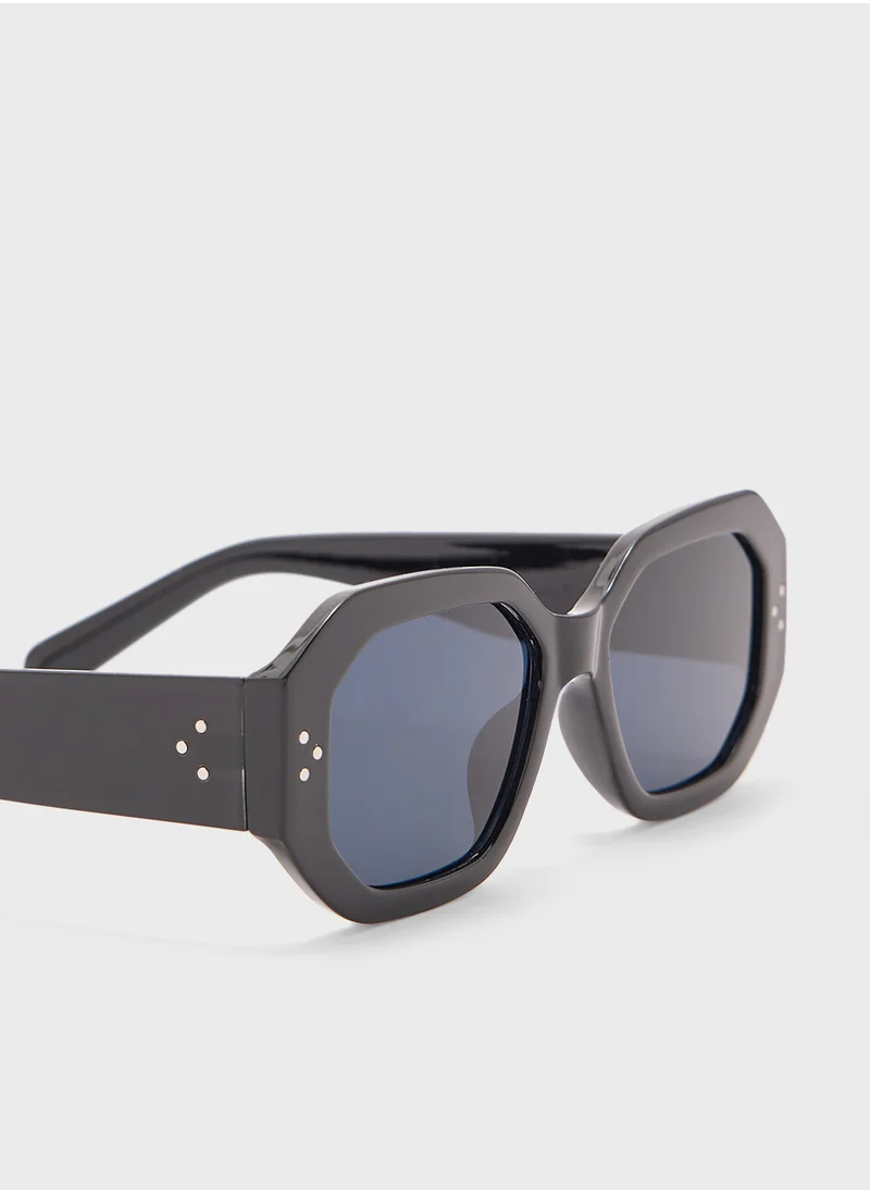 Ginger Angular Square Len Sunglasses