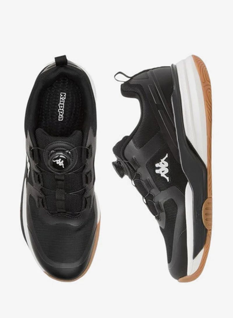 كابا أحذية رياضية رجالية بتفاصيل شعار وإغلاق بمشبك دوار