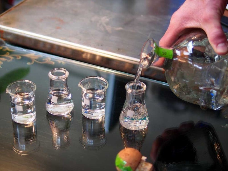 Periodic Tableware Laboratory Beaker Shot Glasses - Image 2