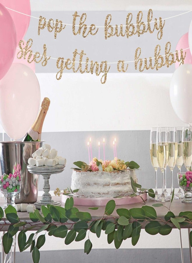 Perfect Occasion لافتة "افتحوا الفقاعات، إنها ستحصل على زوج" جاهزة للتعليق - لا تحتاج إلى تركيب - لافتة ذهبية لامعة لحفلة توديع العزوبية - معلقة مسبقًا على خيط بطول 8 أقدام - زينة لحفلة توديع العزوبية. هل ذكرنا أنها لا تحتاج إلى تركيب؟ - Image 2