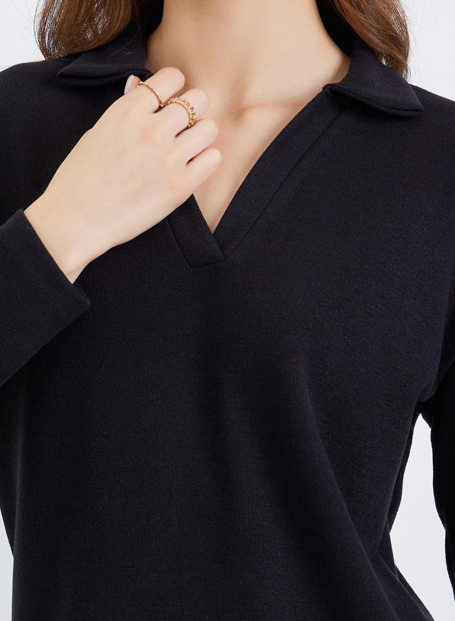 ستايلي طقم منسق من بلوزة بياقة مفتوحة بتفاصيل محبوكة وبنطال - Image 3