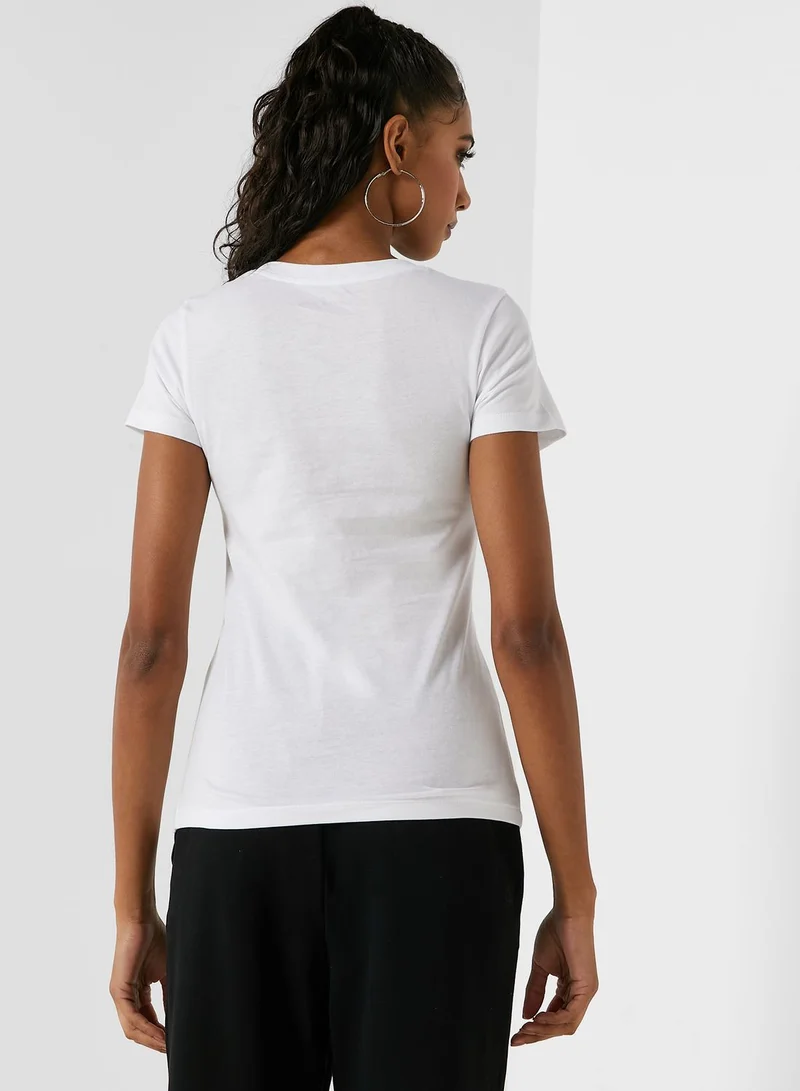 Calvin Klein Jeans Round Neck Logo T-shirt 2 Pack
