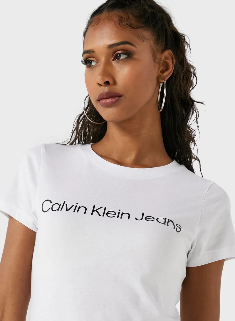 Calvin Klein Jeans Round Neck Logo T-shirt 2 Pack