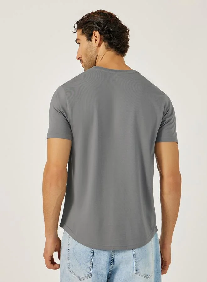 Styli Regular Fit Pintuck U Hem T-Shirt
