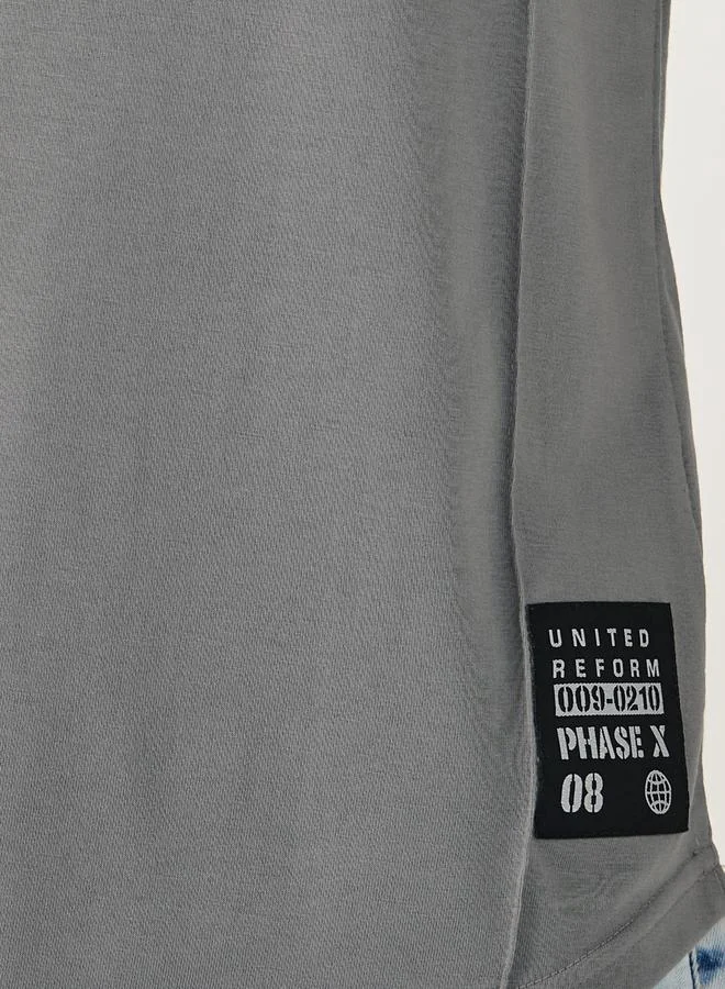 Styli Regular Fit Pintuck U Hem T-Shirt