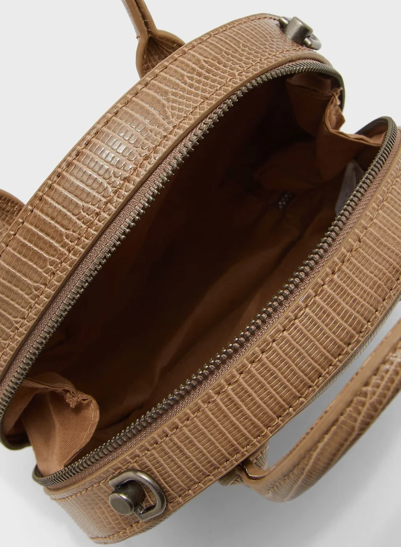 shoexpress Round Zip Through Crossbody