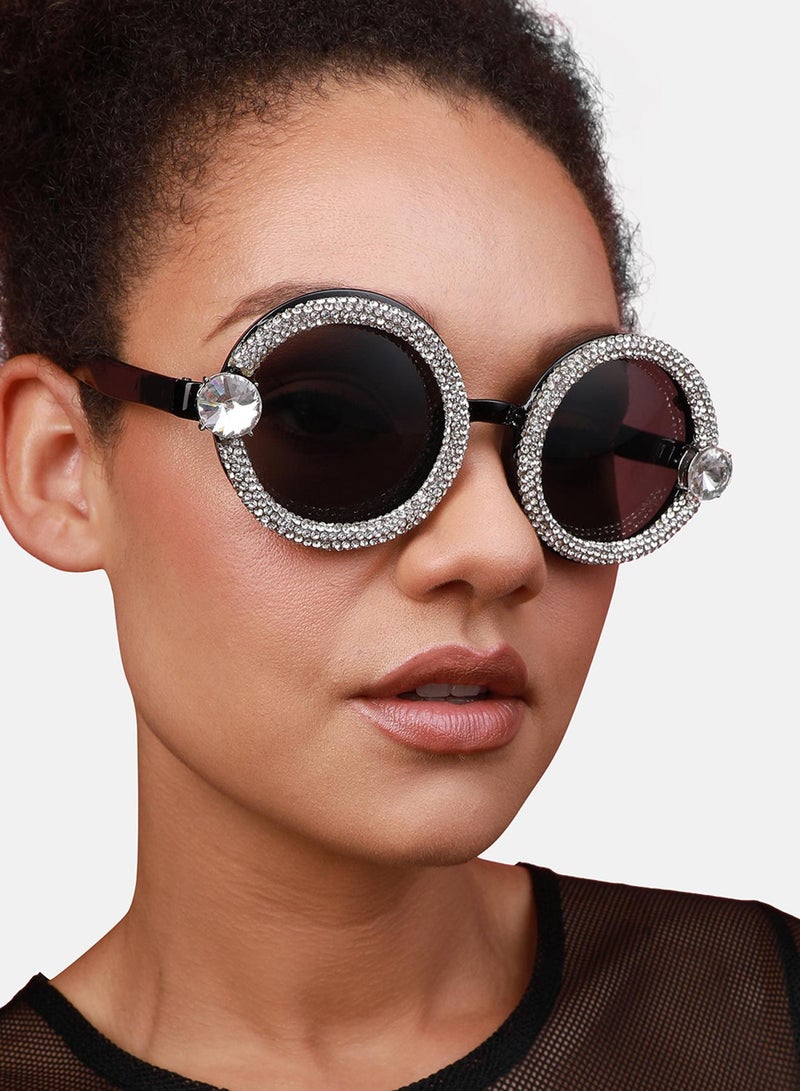 SOHI Sleek and Chic Embellished Artificial Sunglass Jewellery - Image 1