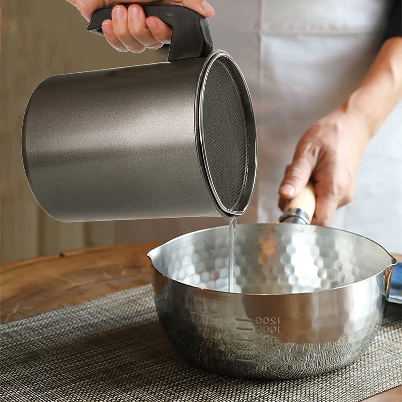 STHITI STHITI Grease Container with Stainless Steel Strainer 14L Container with Handle NonStick Coating Grease Strainer Can MultiPurpose Oil Storage Pot with Dustproof Lid and Tray Cooking Oil Holder  - Image 4